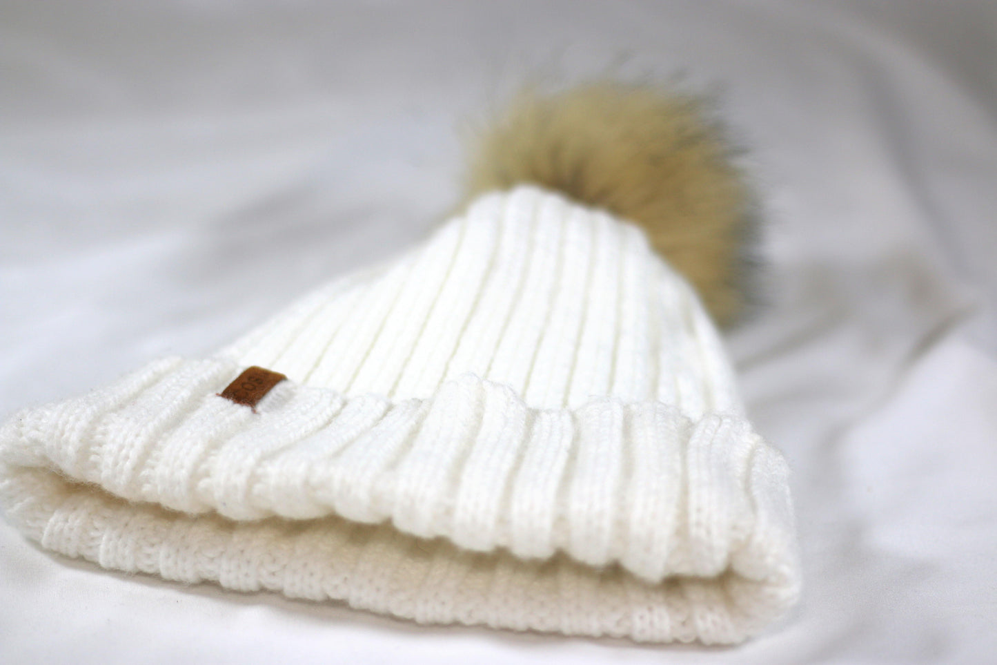 The Knit Pom in White - COSI & co.